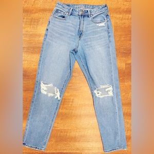 American Eagle Mom Jeans Size 4 like new